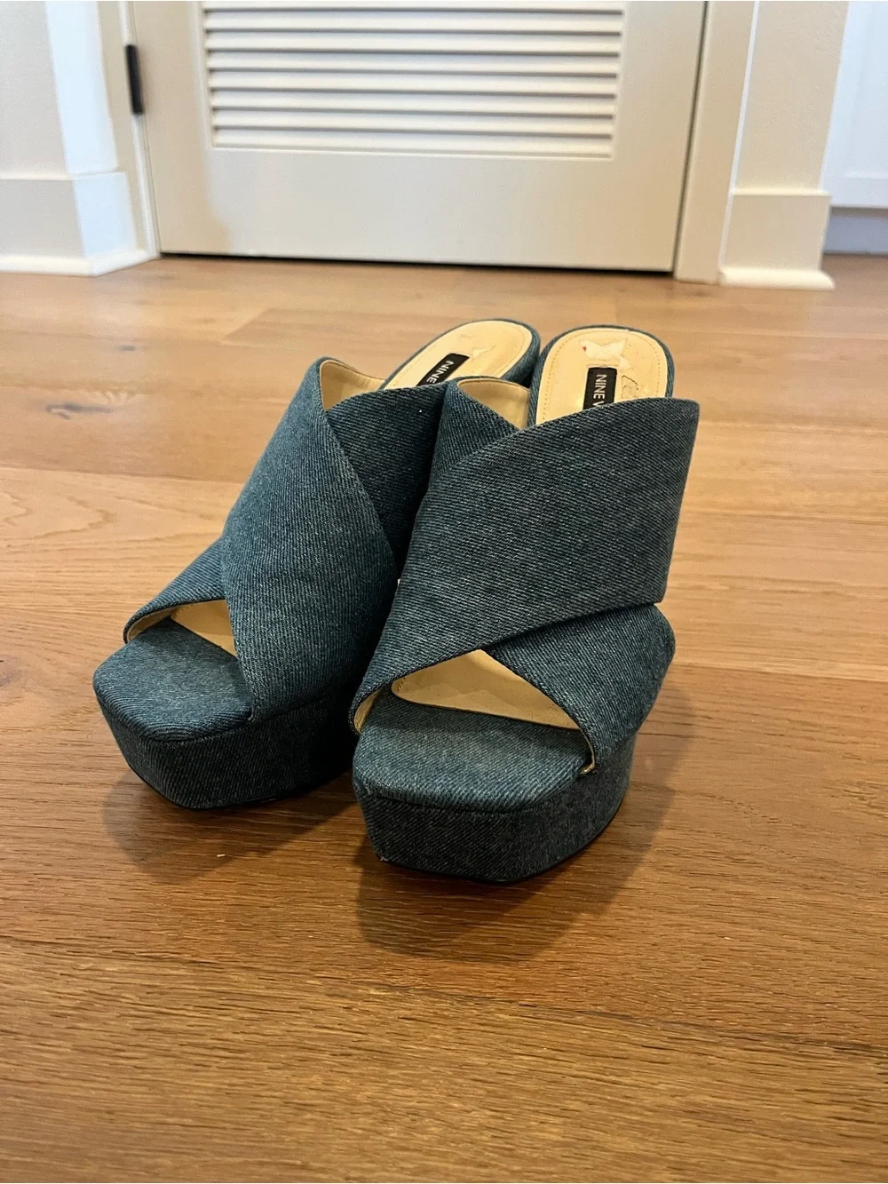 Nine West Denim Chunky Boho Resort Western Cowgirl Platform Heel Sandals Sz 8.5